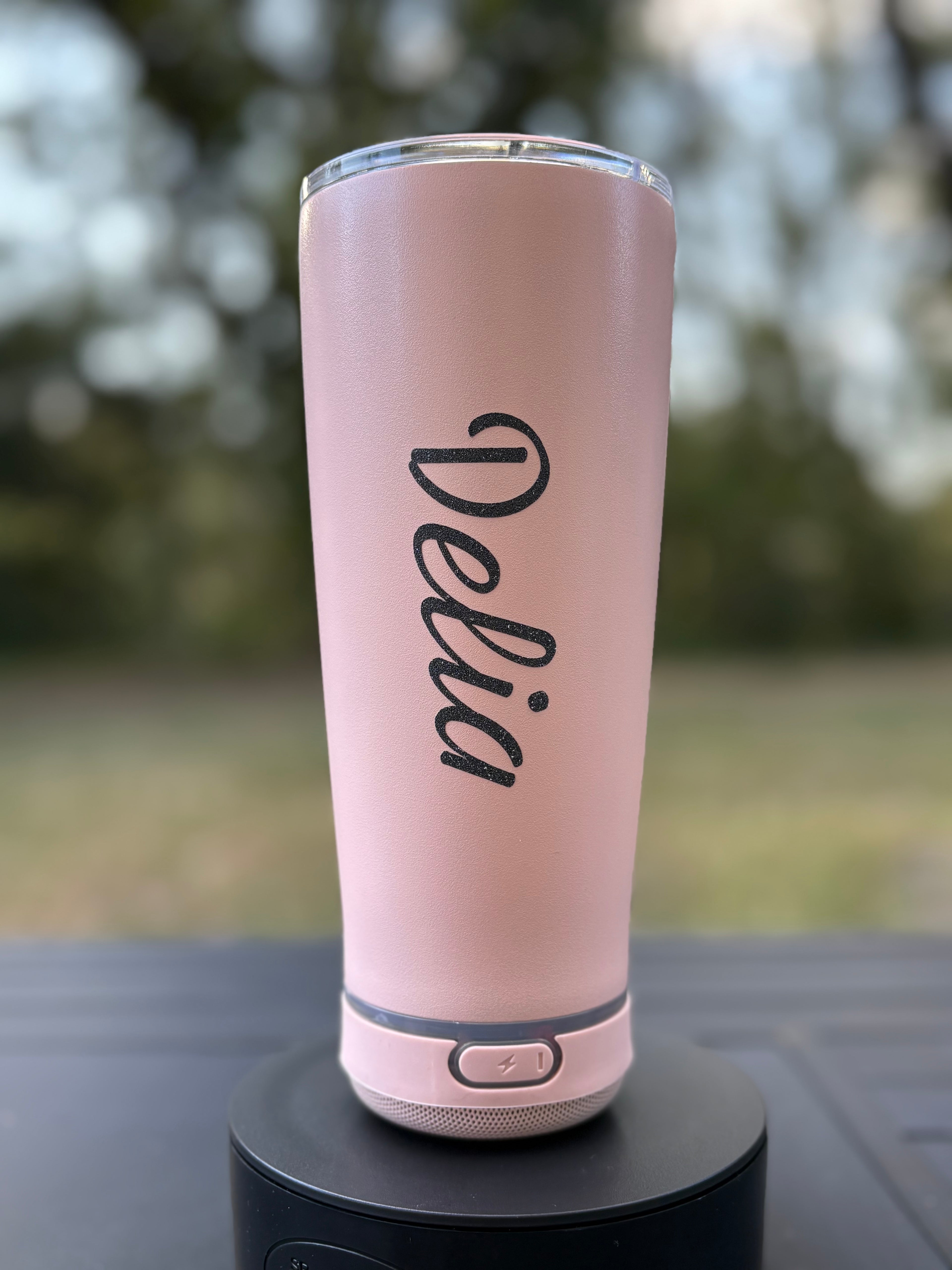 Tumbler with speaker